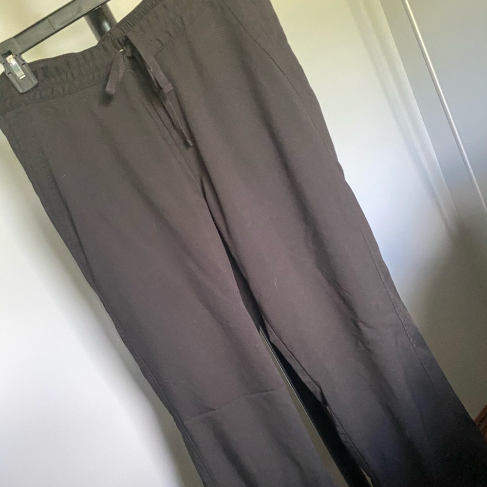 Scrub pants